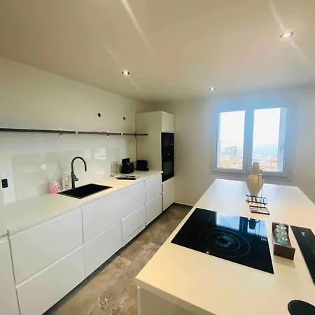 Apartment Les Toits De Monaco